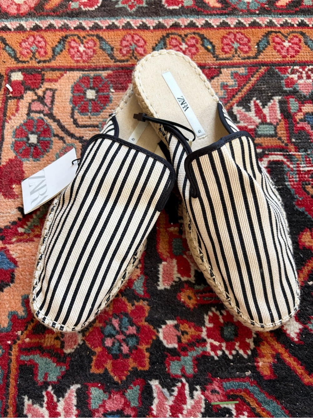 NWT Zara Black and Cream Striped Espadrille Mules